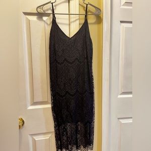 Forever 21 Black Lace spaghetti strap midi dress